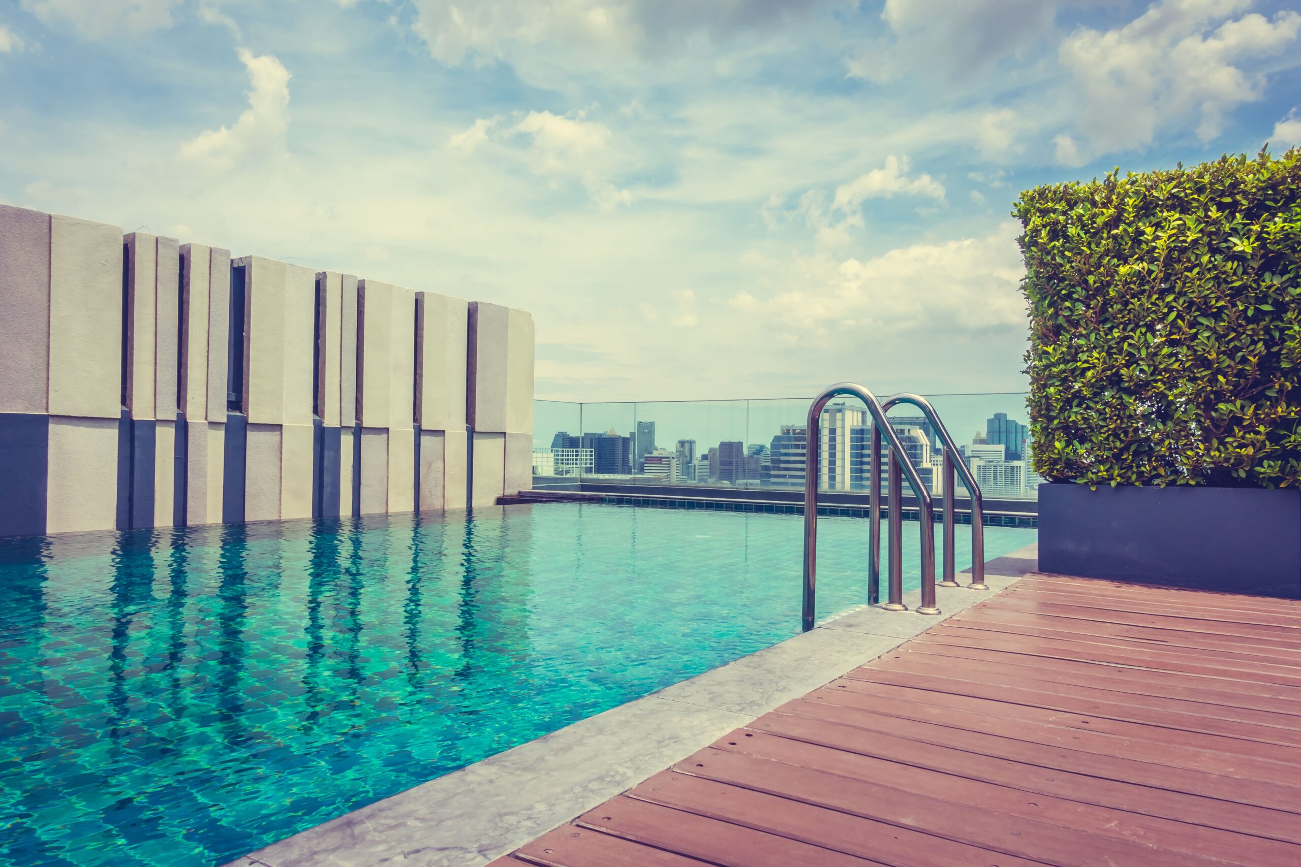 empresa de tratamento de piscina alto padrão